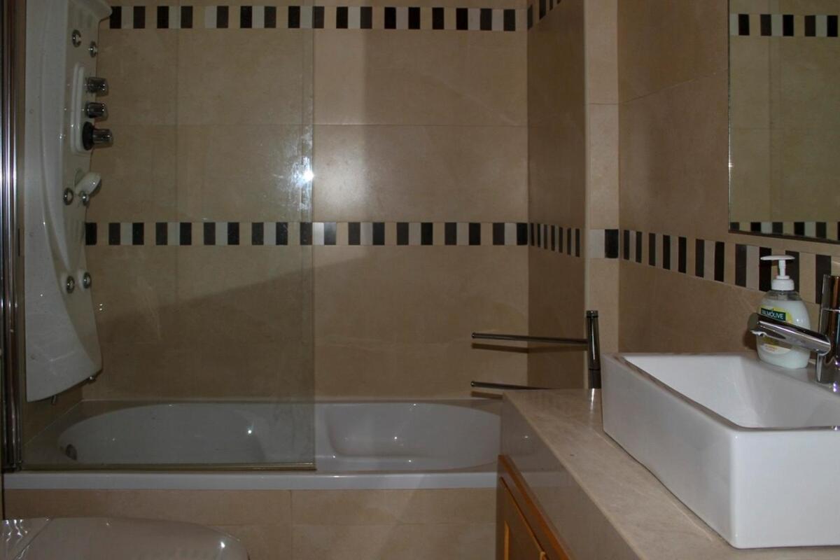Varandas Do Mar Apartamento T2R Frente Mar Olhos De Gua Albufeira Ольюш-ди-Агуа  Экстерьер фото